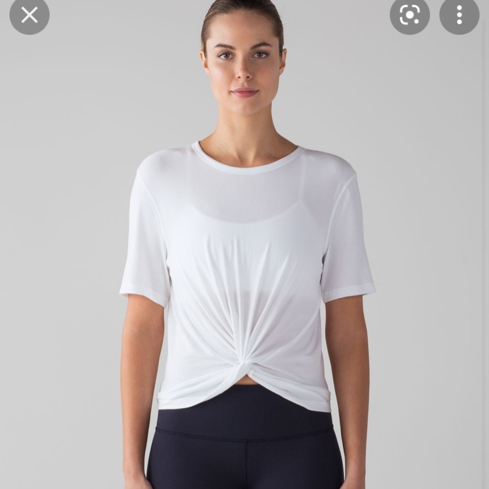 lululemon Crescent tee